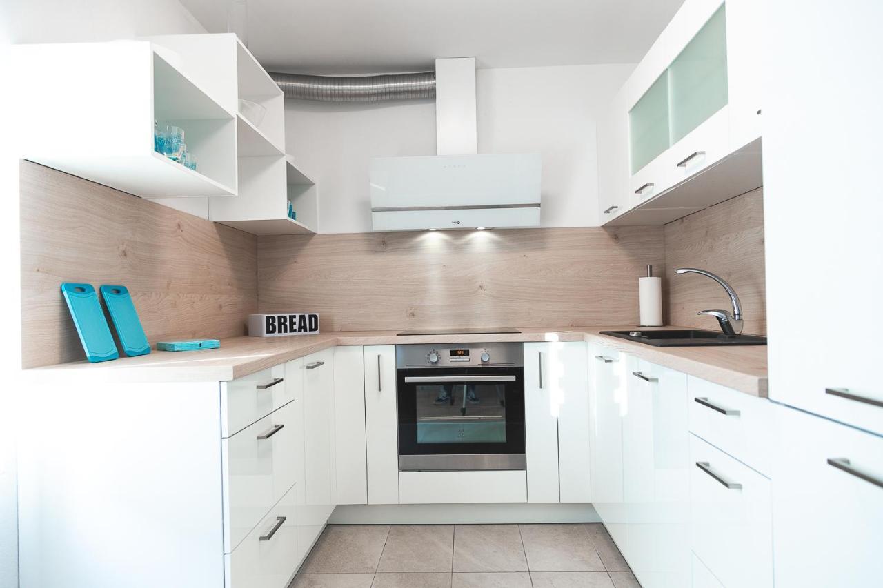 Apartments Amavi إيزولا المظهر الخارجي الصورة