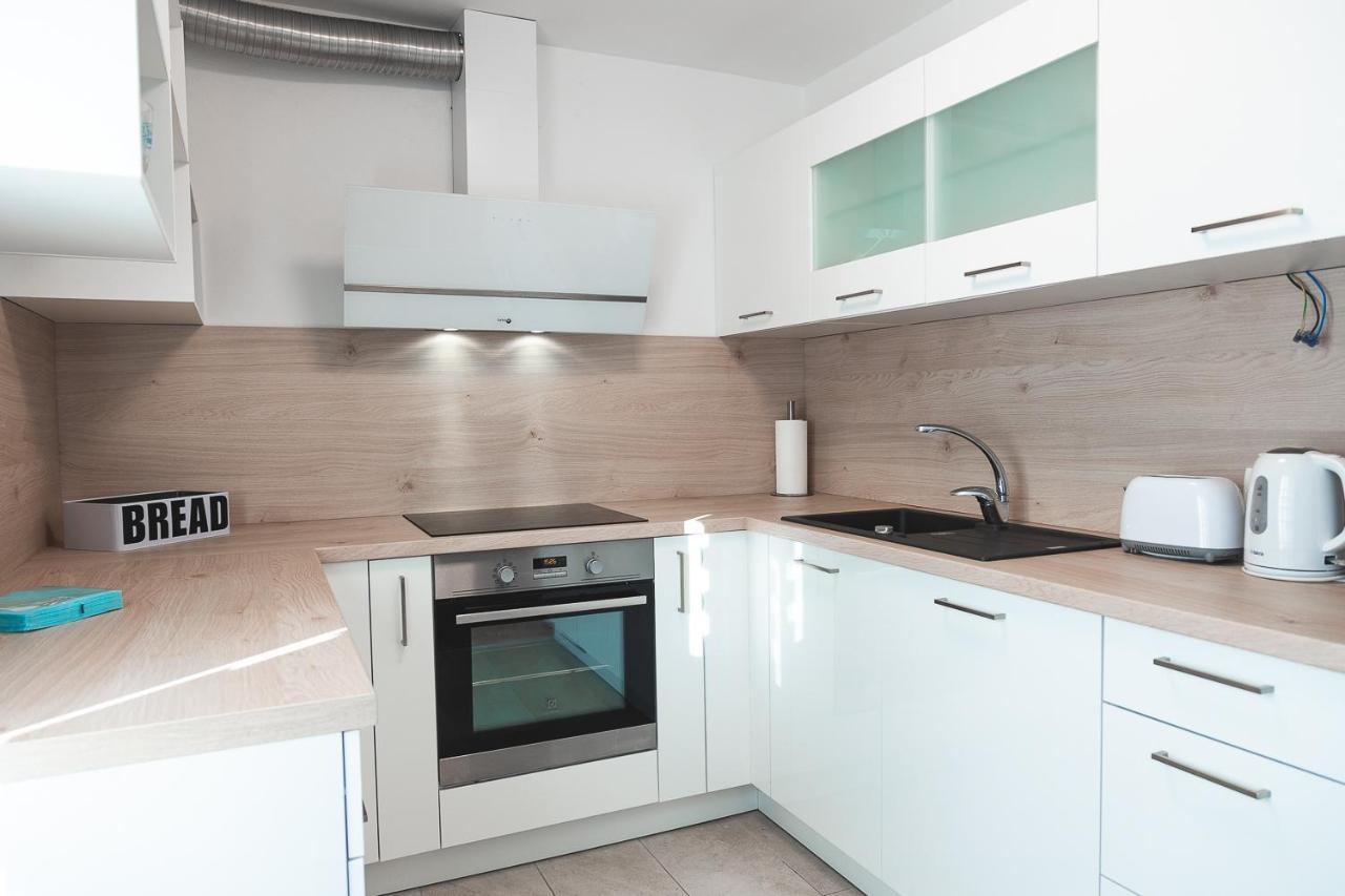 Apartments Amavi إيزولا المظهر الخارجي الصورة