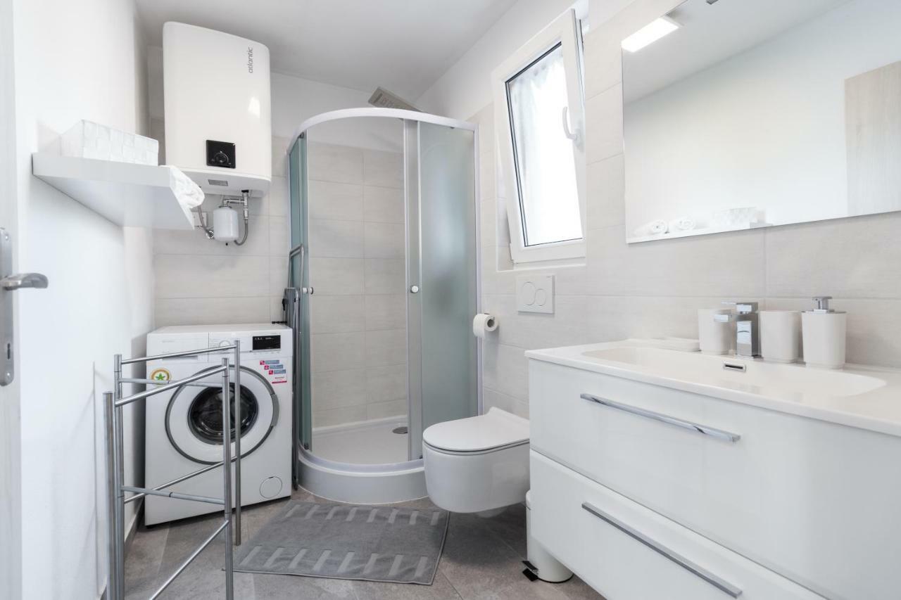 Apartments Amavi إيزولا المظهر الخارجي الصورة
